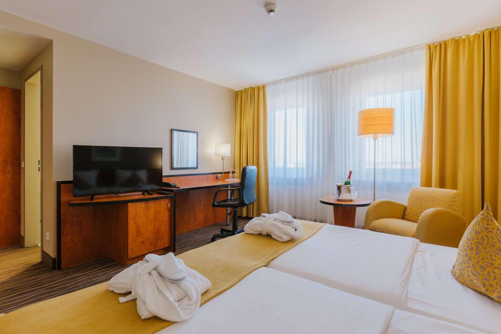 Best Western Plus Hotel Бауцен Екстериор снимка